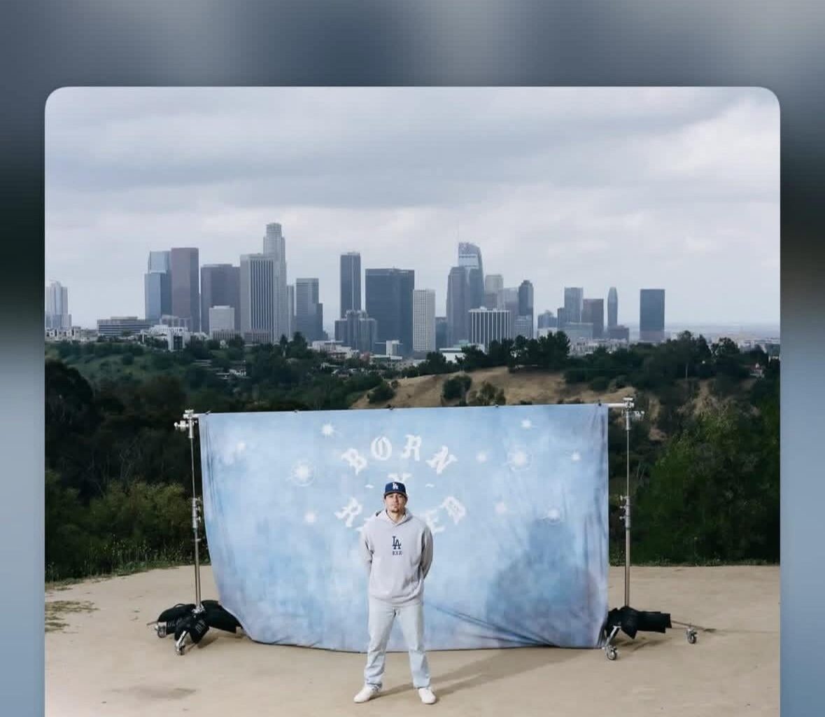 Kike Hernandez reposts his support for immigrants.