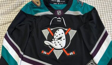 Deliver day! Could not be more pumped for this jersey.