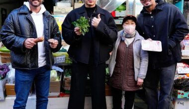 Willy, Jung Hoo Lee, and Tony V. recruiting unknown second base prospect