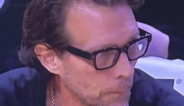 That’s a man who knows he’s going to get fired 😭