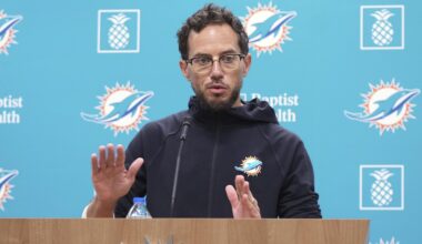 New Mike McDaniel Rumors on Browns, Ravens and More NFL HC Interviews After Dolphins Firing