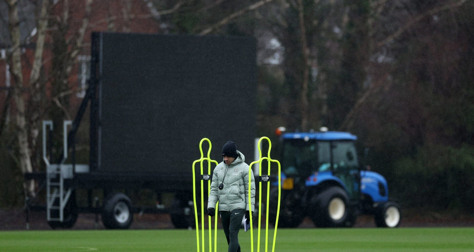 Struggling Chelsea player stays behind for extra training ahead of West Ham