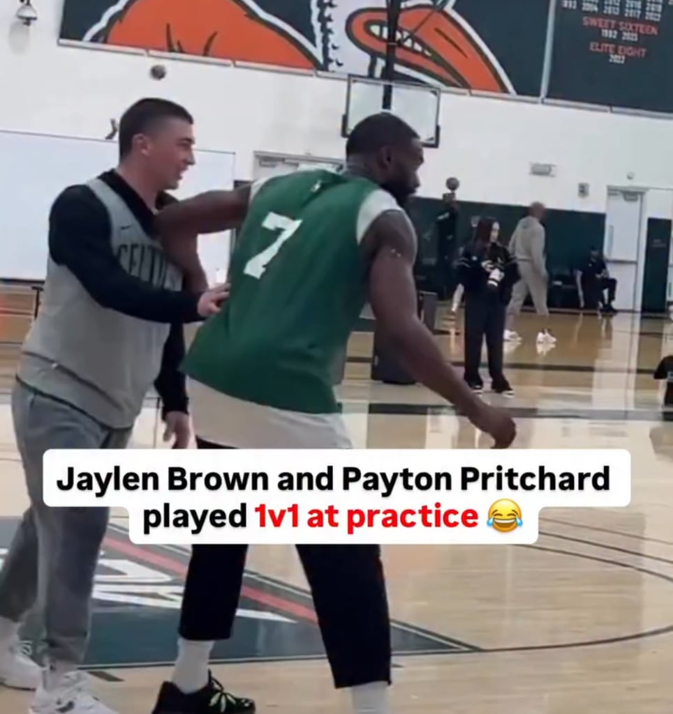 Technical foul on Jaylen if it's live ball 😂