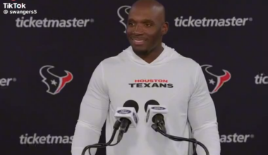 DeMeco Ryans’ Swarm Defense Is Villainous🤘