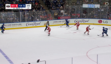 (Since it hasn't been posted in the home sub) Seider plows though Cowan and sets up Larkin for the OT winner