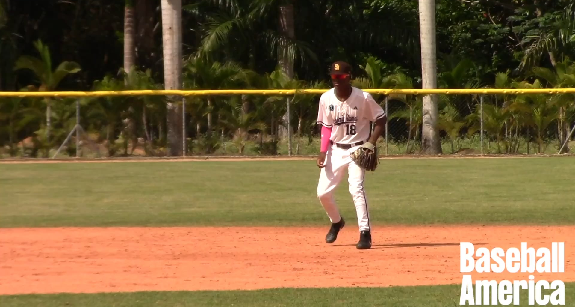 Our top prospect in the 2026 IFA class. Joniel Hernandez.