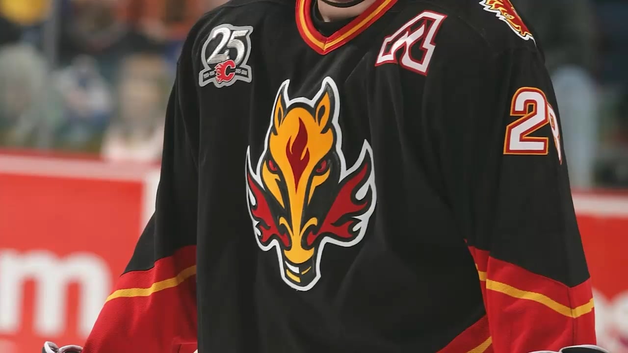 Stranger Things star Gaten Matarazzo rates the Blasty jersey