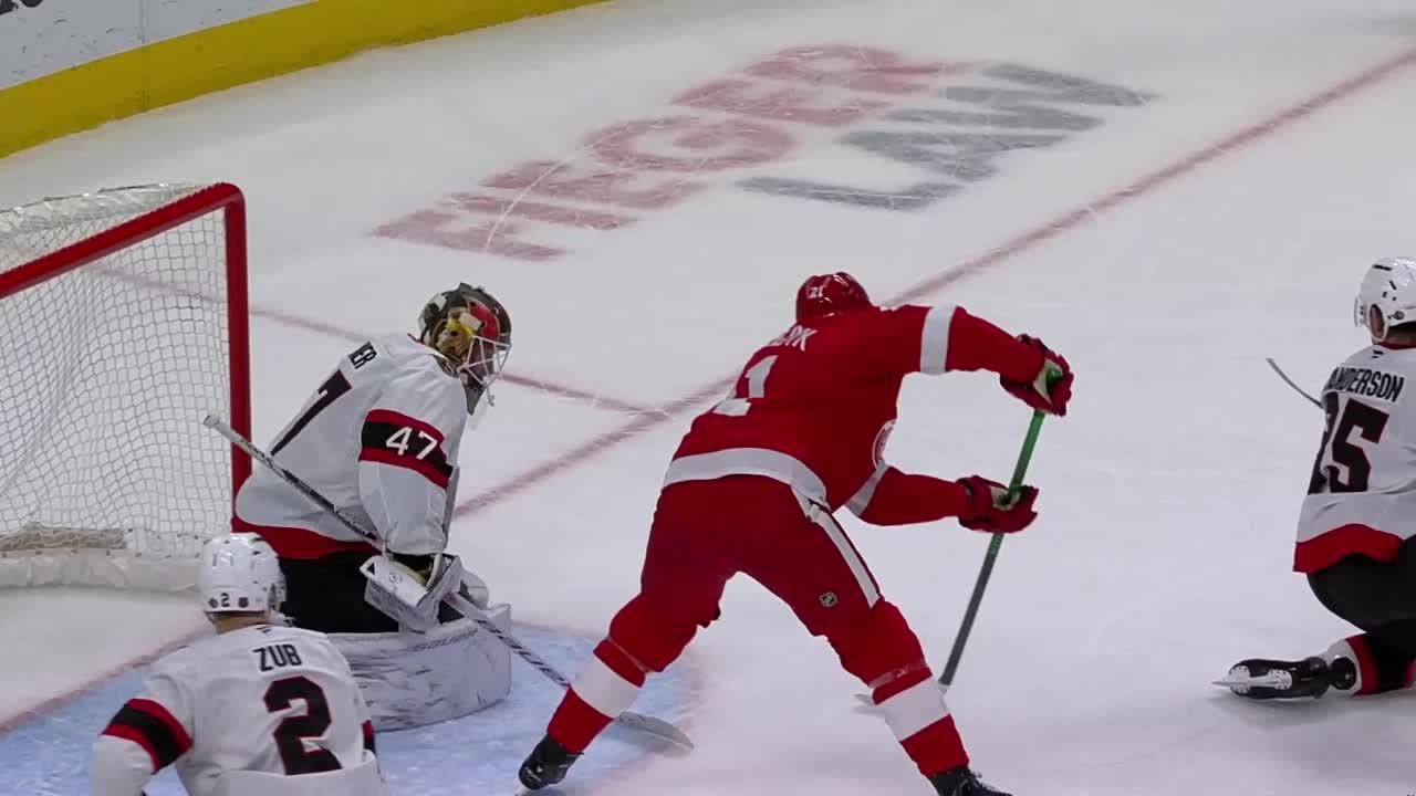 van Riemsdyk's sweet between-the-legs PPG | NHL.com