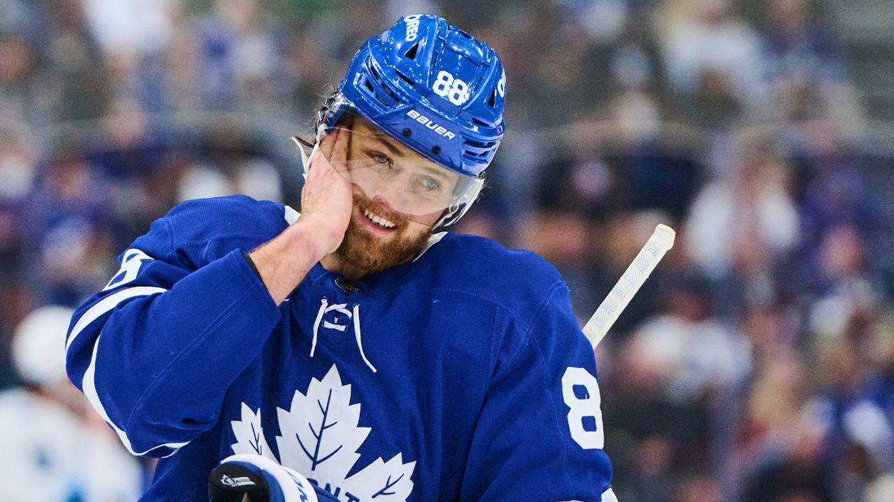 Maple Leafs' William Nylander fined $5K for middle finger on broadcast