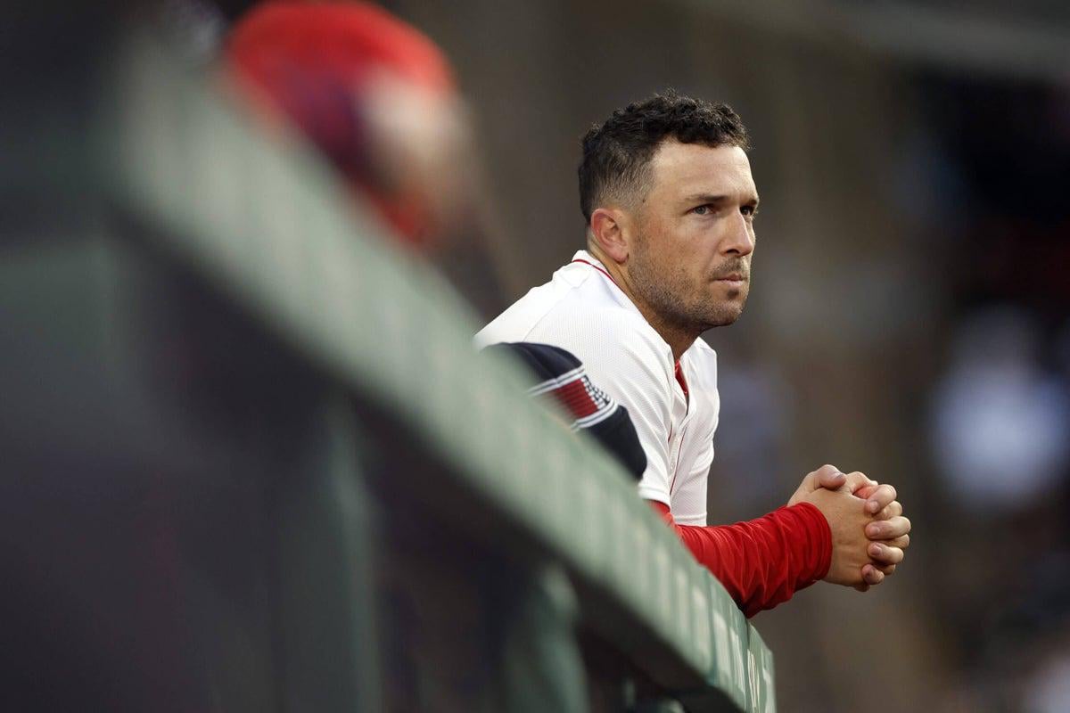 [McCaffrey] The Red Sox have made what they feel is a competitive offer to Alex Bregman, and a source confirmed Buster Olney’s report that the offer is “aggressive.”