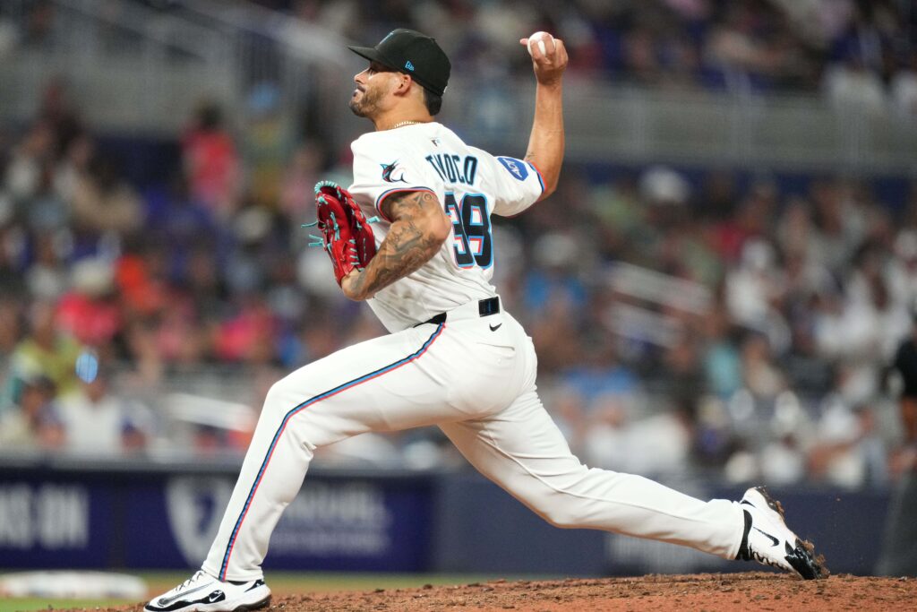 Marlins Re-Sign Jesus Tinoco To Minor League Contract