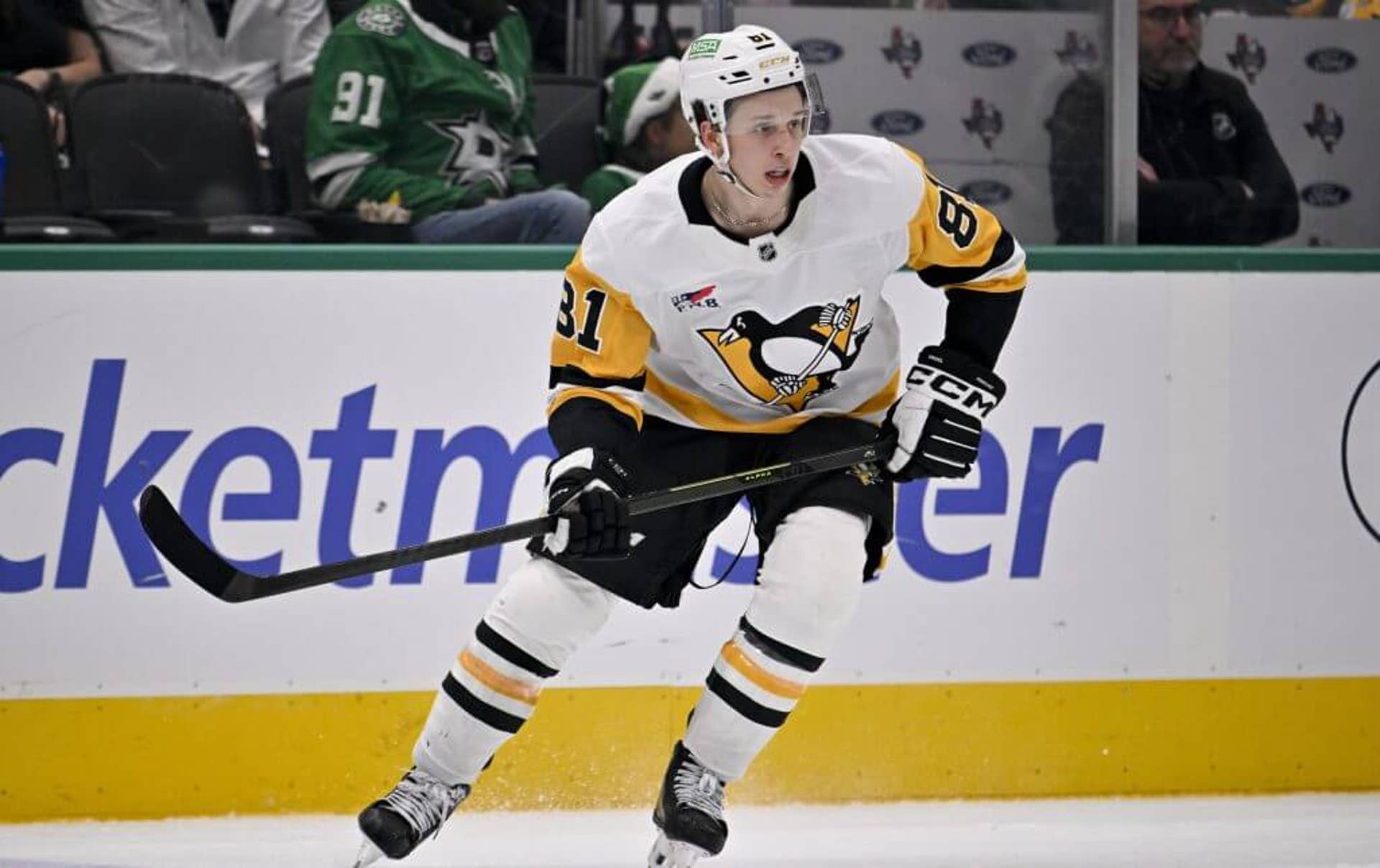 Pittsburgh Penguins center Ben Kindel skates against the Dallas Stars.