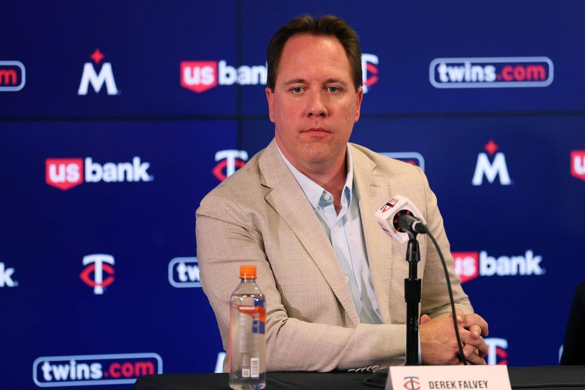 [Hayes] Twins employees ‘blindsided’ as team mutually parts ways with Derek Falvey