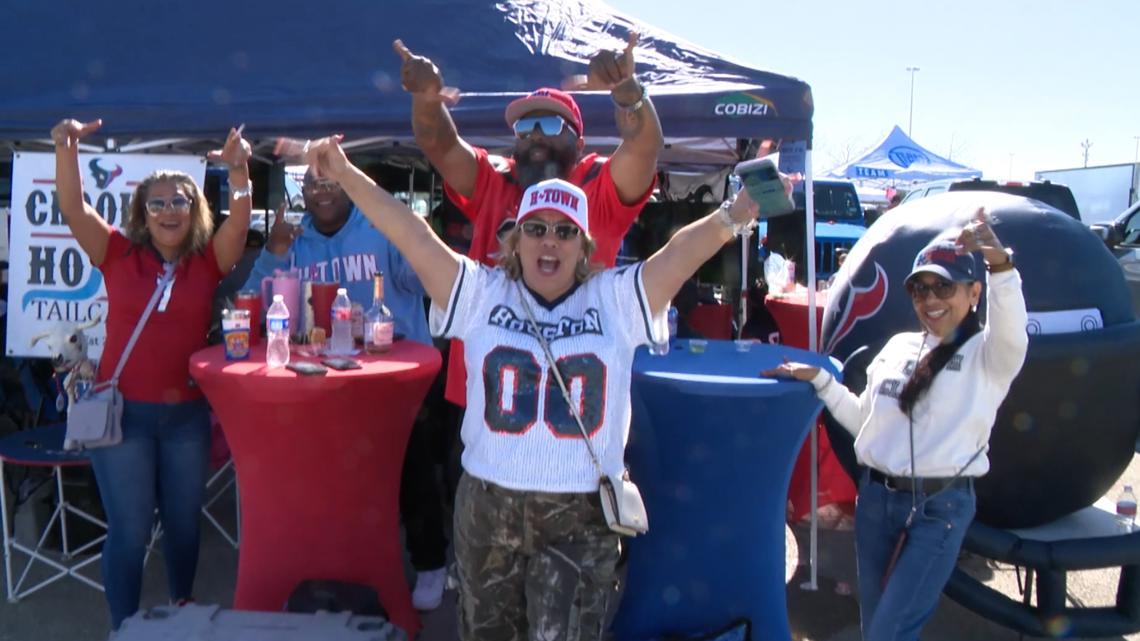 Texans' playoff run kicks off with watch party at NRG Stadium (Free Tickets & Parking)