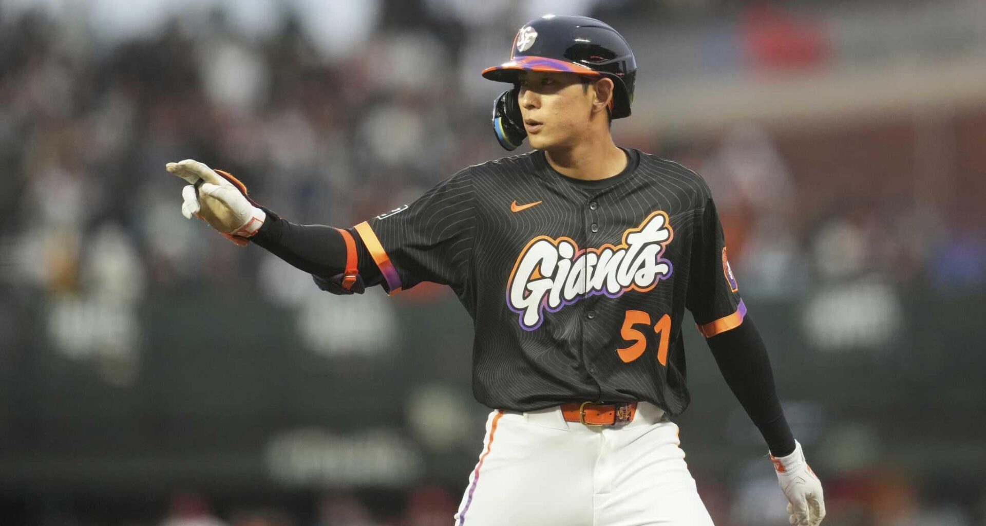Giants star Jung Hoo Lee detained at Los Angeles International Airport