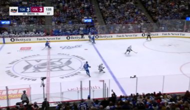 Leafs snap Avalanche’s 17-game home win streak with a 4-3 OT victory. Colorado loses on home ice for the first time since Oct. 23.