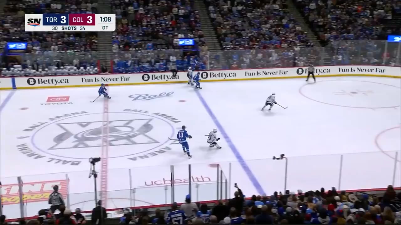 Leafs snap Avalanche’s 17-game home win streak with a 4-3 OT victory. Colorado loses on home ice for the first time since Oct. 23.