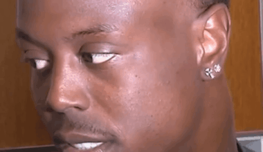 [Highlight] Travis Etienne when asked about how Trevor Lawrence can continue to play well and reach the next level: "Just let his nuts hang, I guess. Be cocky."