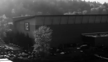 The calm before the storm… Seattle is locked in. 💙💚