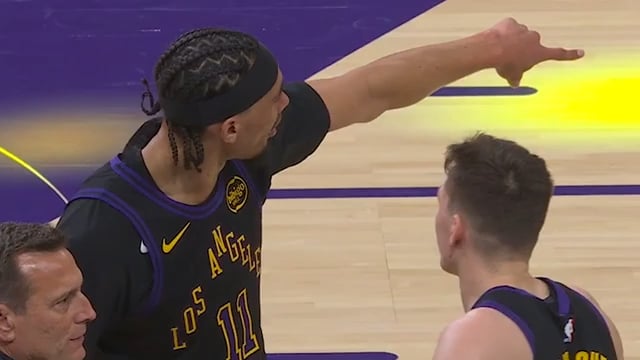 Ayton and Knecht Low IQ Plays # JJ decides to bench them