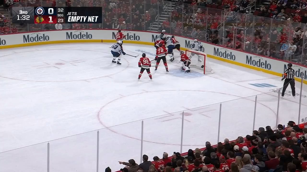 Connor Bedard scores the empty-netter for his 20th goal of the season