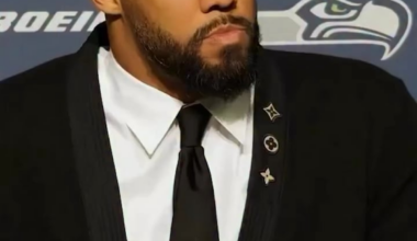 Rookie Zabel gives Williams tip before sack