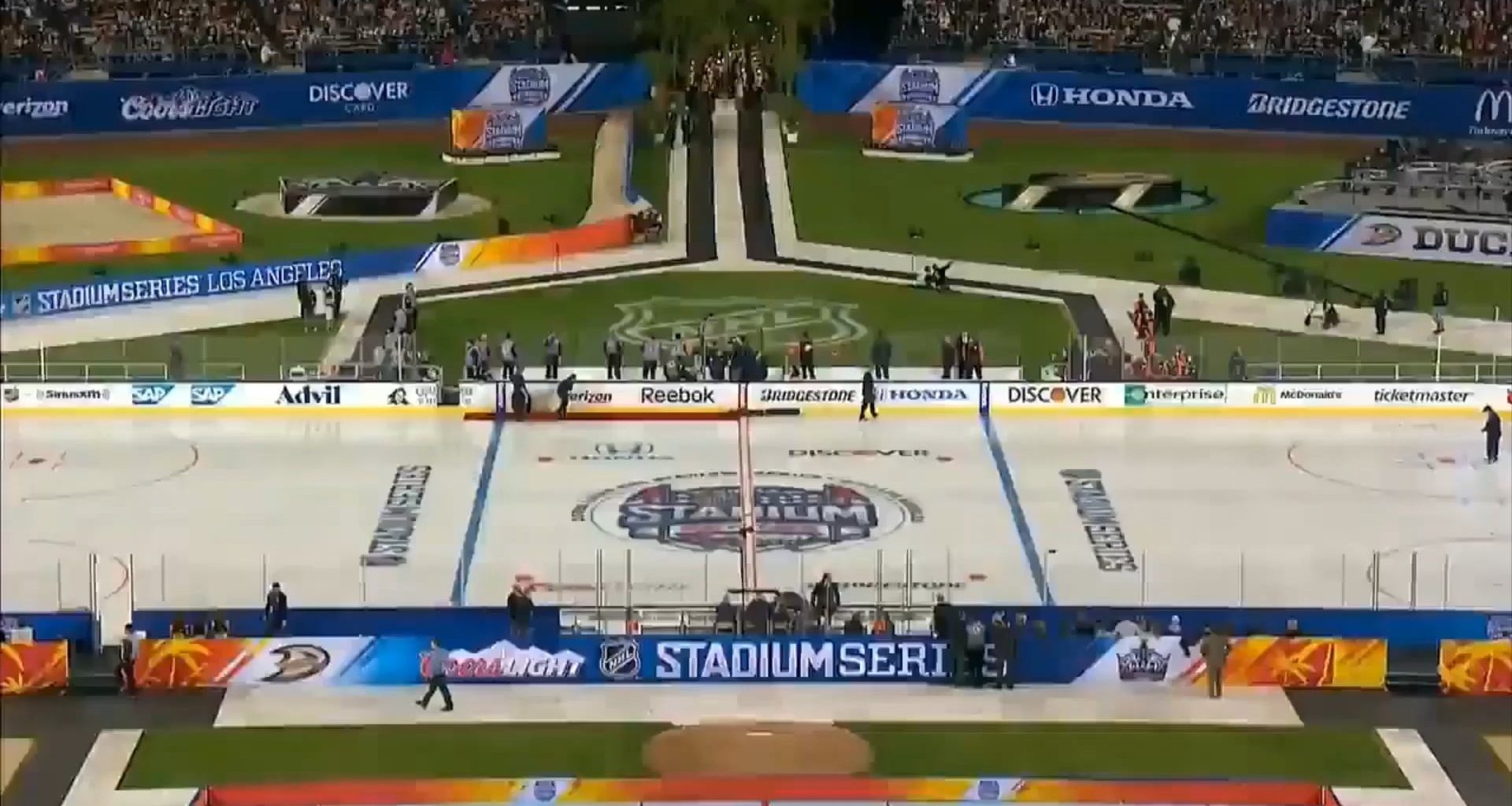 This Day in Kings’ History (2014): Kings take on the Ducks at Dodger Stadium