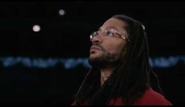 Derrick Rose Banner Reveal - His First Reaction!