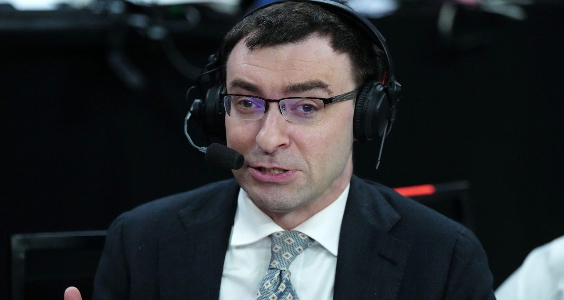 Jason Benetti Is Leading Candidate To Be NBC's Top MLB Voice