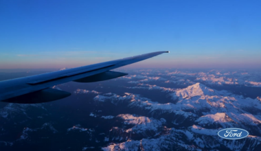 [Penguins] Hard-hitting journalism at 30,000 feet, courtesy of Cliffy