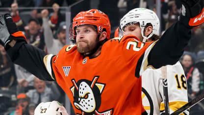 Jansen Harkins has quickly become one of my favorite Ducks