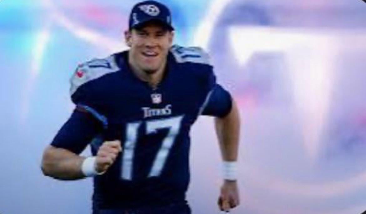 Smile if you’re the only QB to take Derrick Henry to the AFC Championship