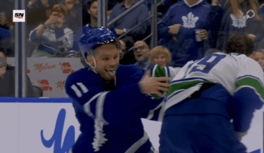 Look at this crazy mf, lol