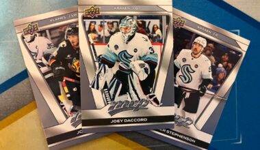 Bought myself some hockey cards, and got 2.5 squids!