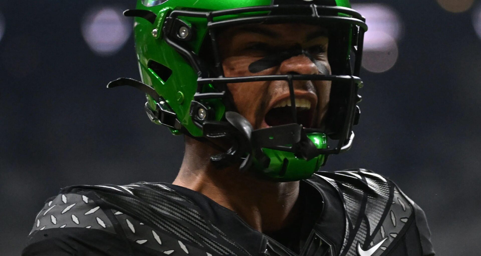 The more I watch our past games, the more I realize we need a game breaking tight end