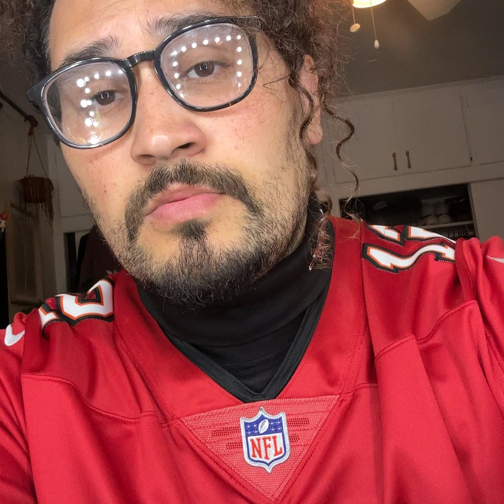 Thought I would show you all one of the coolest things in my Buccaneers apparel collection that I never get to wear because of the heat in Los Angeles. Behold my 1998 Buccaneers Long Sleeve Turtle Neck ☠️