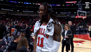 [Bulls on CHSN] At the end of his postgame interview after dropping 20 points vs. the Mavericks, Ayo Dosunmu said, "Watch how the Bears come back." The Bears were down 21-6 when he said that. They won 31-27.