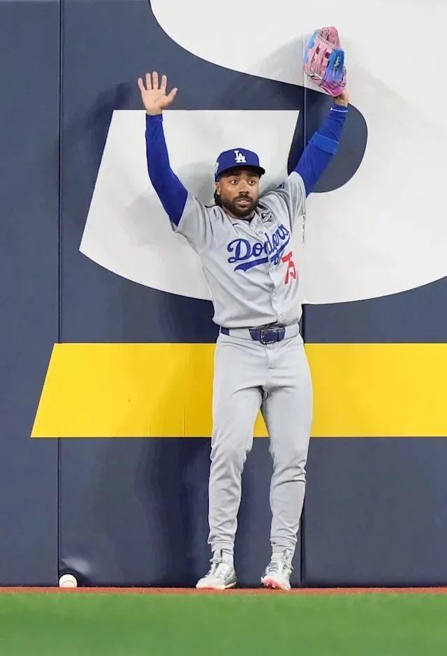 [Levine] Cubs claim OF Justin Dean from the Giants off of waivers.