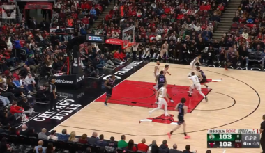 Patrick Williams with the fake and dunk!