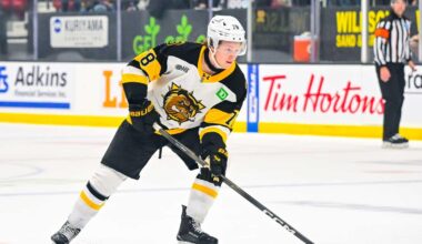 Level-headed mindset helping Blackhawks prospect Marek Vanacker rack up goals in OHL