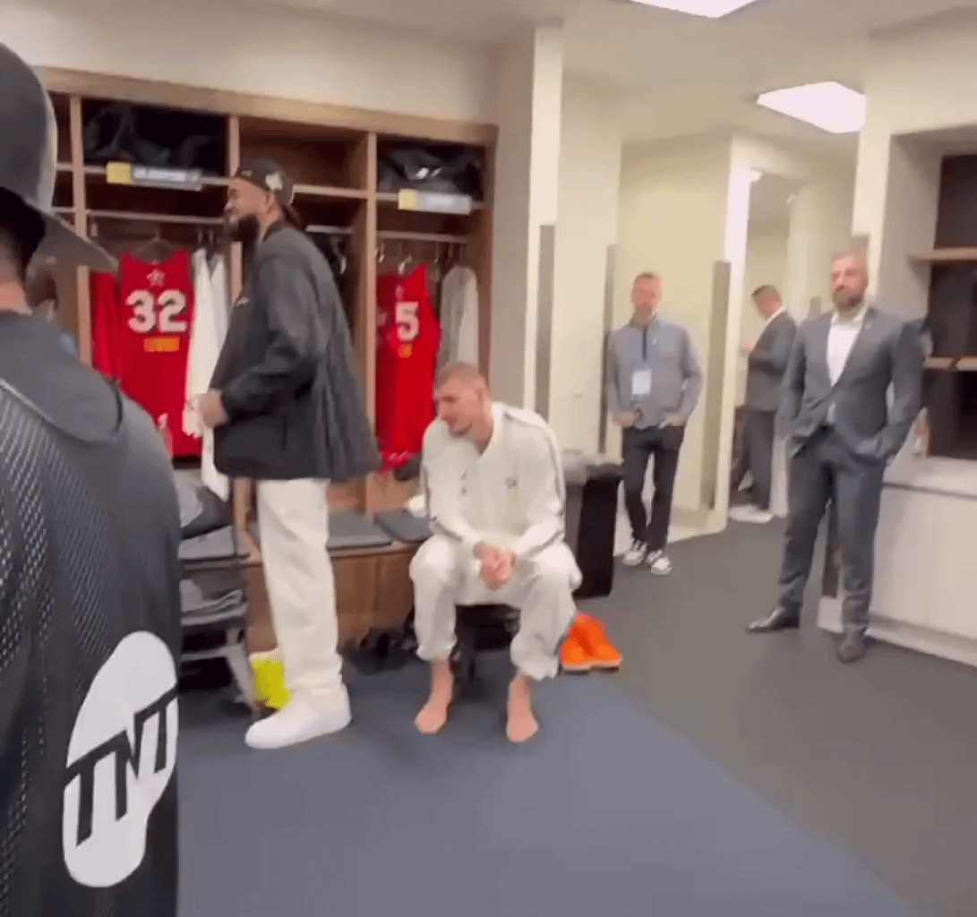 Teammates again in the All-Star Game. Hopefully Jokic gifts Wemby a book about horses 🤣