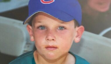 Bregman’s dad posted a photo of Alex in a Cubs hat when he was young
