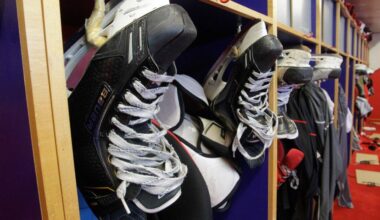 Cowan: Canadiens say they would be 'welcoming' and 'supportive' of gay teammate