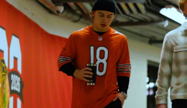 [Barstool Chicago] Connor Bedard is repping the Iceman tonight.