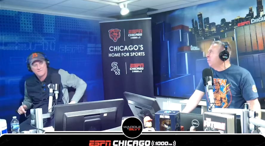 Silvy calls out Chuck Swirsky on air: "[Chuck] is a guy that will shake your hand and stab you in the back [...] That guy is awful, he's a bad dude, and he's not good at his job [...] what a rat, what a bad person."