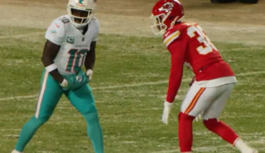 2 years ago today, Sneed jammed Tyreek at the line. 🔐