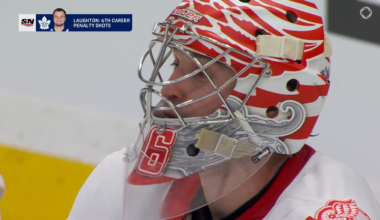 Scott Laughton awarded a penalty shot and fails to get a proper shot off