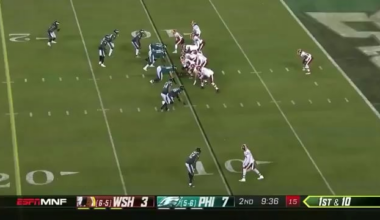 33 year old Adrian Peterson takes it the distance with a 90 yard touchdown back in 2018. This was the longest rushing touchdown by a player 33 and older in Washington history. #RaiseHail