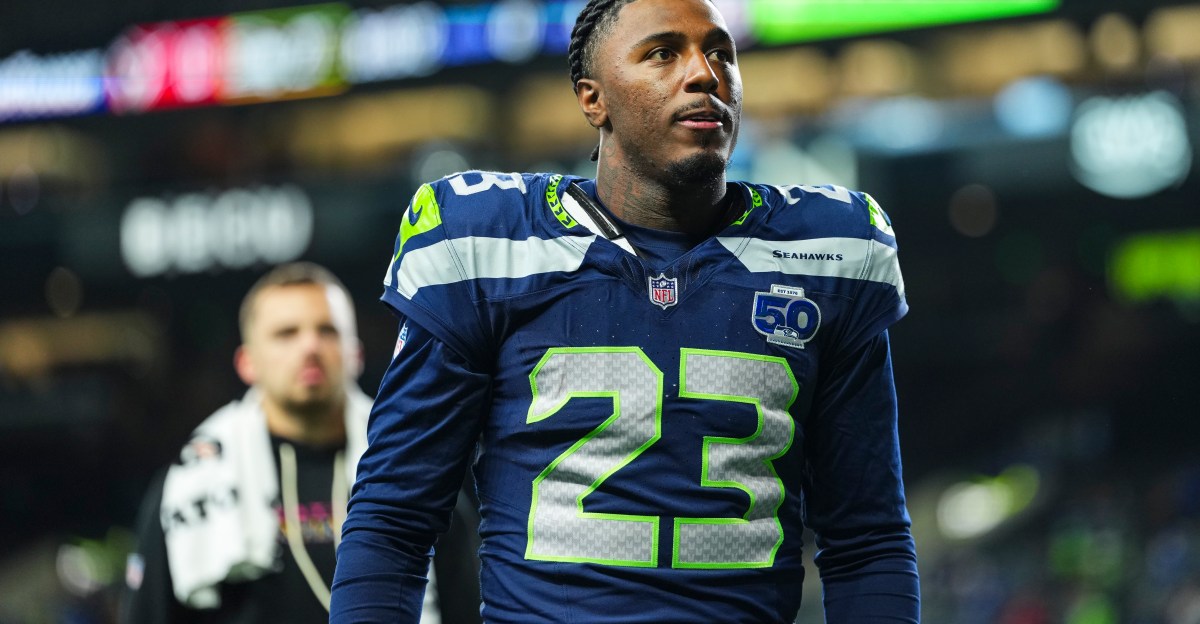 Seattle Seahawks lose safety D’Anthony Bell to Panthers