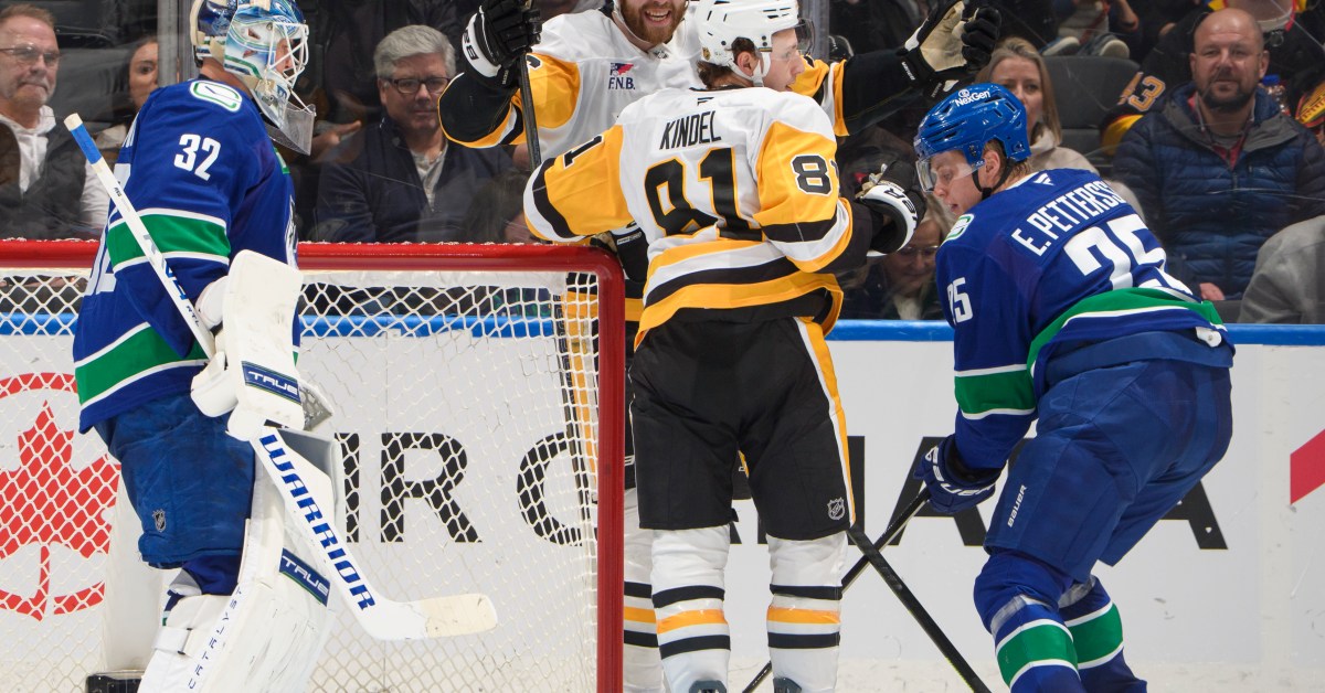 Penguins/Canucks Recap: Kindel’s big homecoming lifts Pens to win